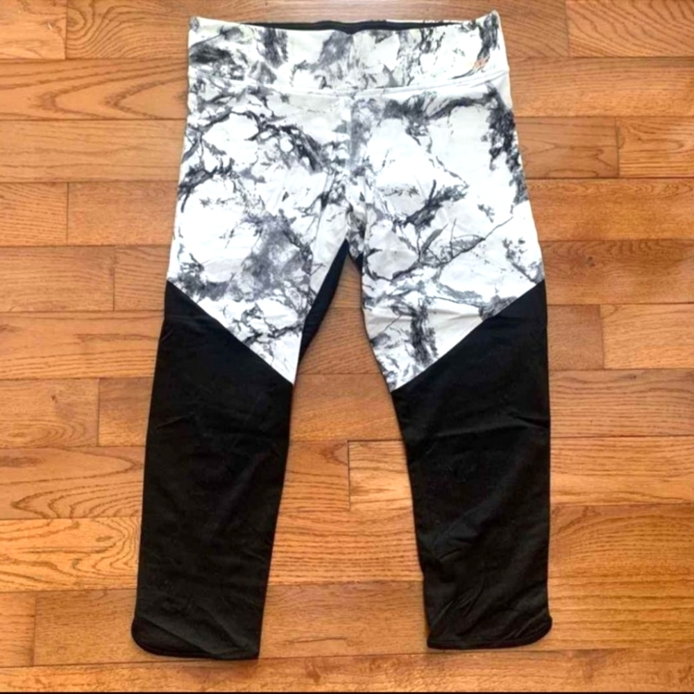 PINK Victorias Secret Ultimate Leggings